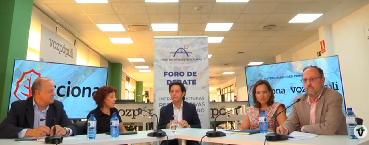 Elena de la Peña reclama en un encuentro de Vozpópuli situar la conservación viaria como prioridad